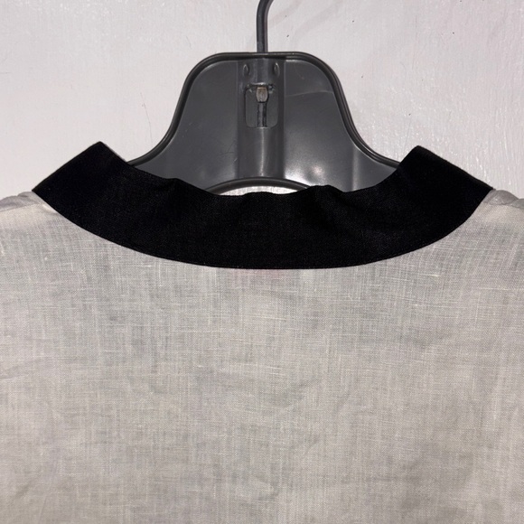 Talbots Cream and Black Linen Tunic with Black Trim - Picture 12 of 13